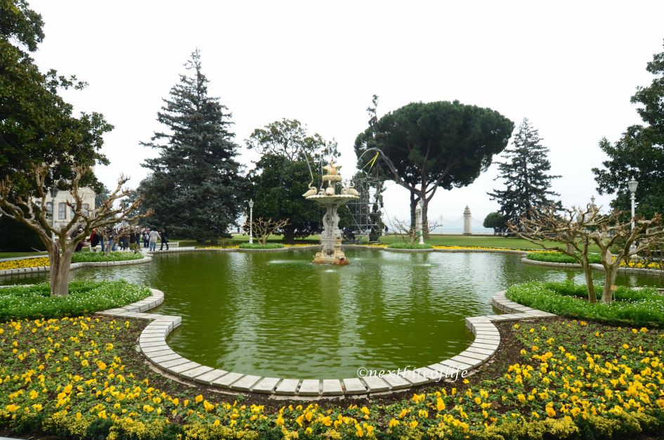 palace gardens istanbul dolbramche