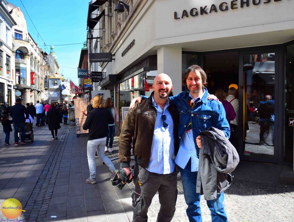 Old friends in the old center posing in Copenhagen Guide:-)