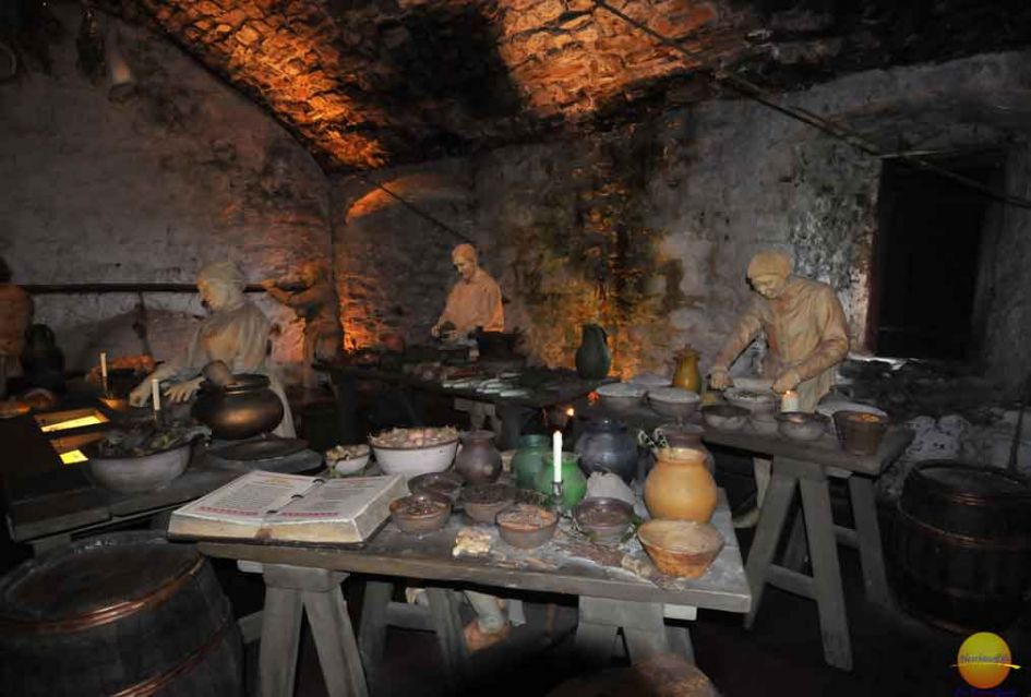 the kitchens at stirling castle glasgow guide
