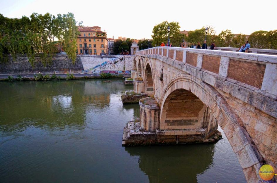 best food tour rome ponte sisto bridge