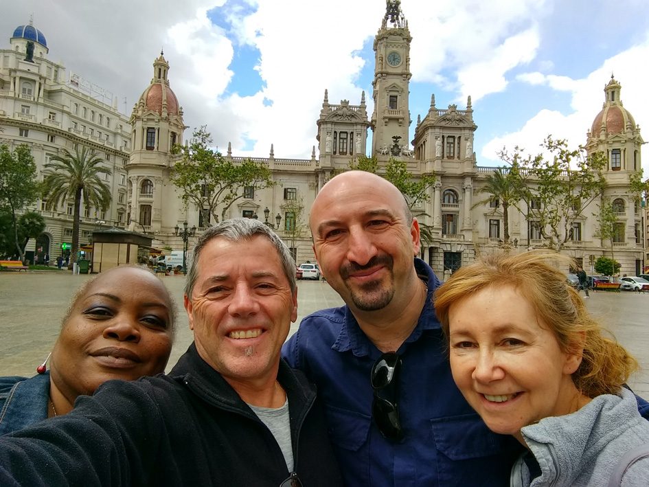 Lockdown In Australia Episode 4 With Glenn 4 lockdown in Australia - 2 couples selfie in Valencia Spain
