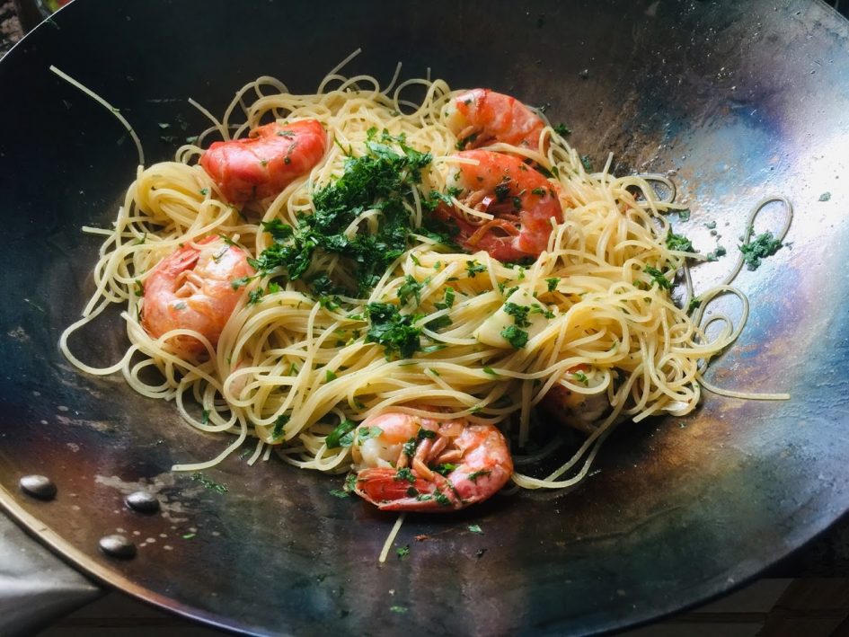 Retirement Is Great And Fulfilling: Shannon & Debbie 9 wok with shrimp and spaghetti with parsley