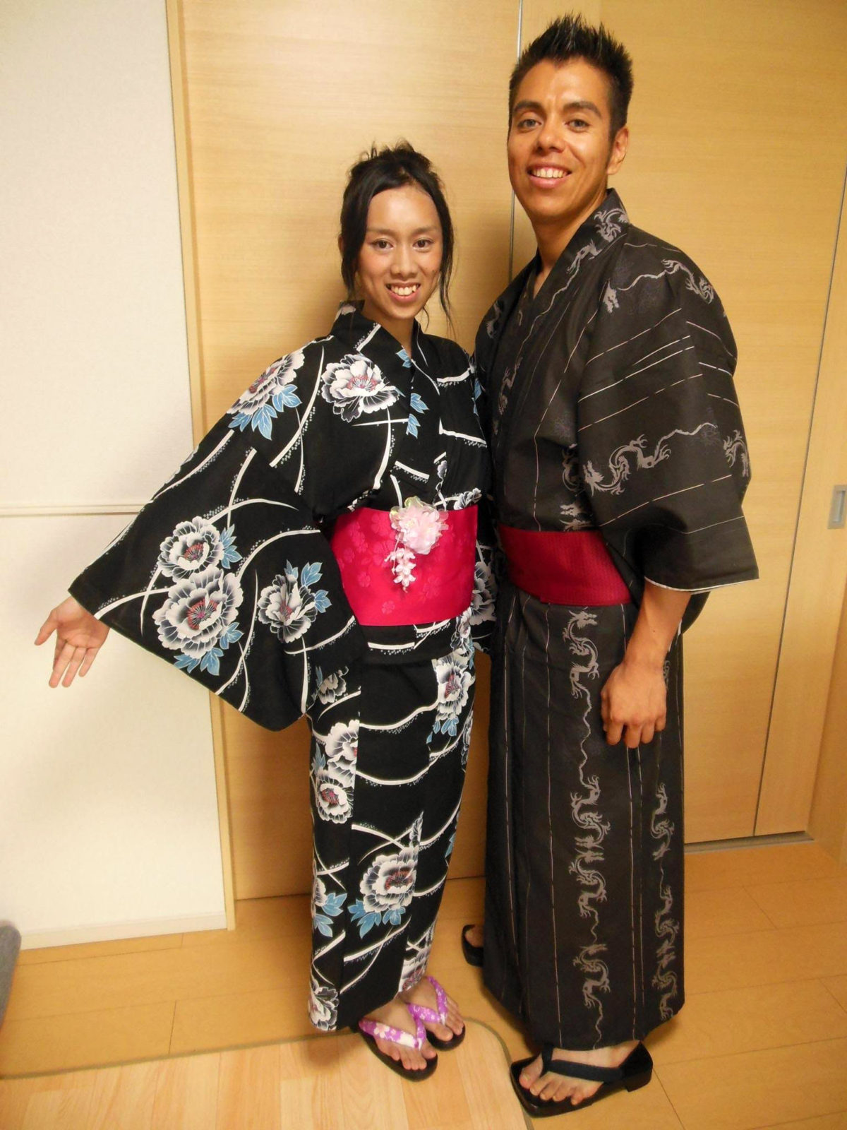 LIVING LA VIDA IN JAPAN. EXPAT EDUARDO LOZANO 3 Eddie and bride in Japanese kimono