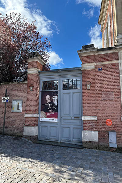 Amiens, France: A Soggy Start & the Best Burger 10 a12